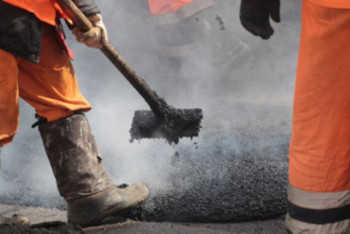 Фотография к новости: Жол құрылысындағы мердігер компания жұмысшыларының 10% ғана шетелдіктер – "ҚазАвтоЖол"