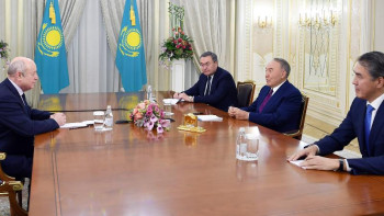 Фотография к новости: Елбасы Ресей стратегиялық зерттеулер институтының директорымен кездесті