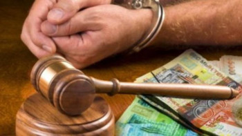 Фотография к новости: Мектеп-интернат директоры бюджет қаржысын жымқырды деп айыпталды