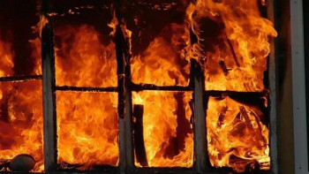 Фотография к новости: Алматыда үй өртеніп, үш адам көз жұмды