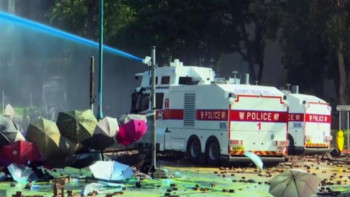 Фотография к новости: Гонконг тәртіп сақшылары ереуілге шыққандарға қарсы күш қолданды