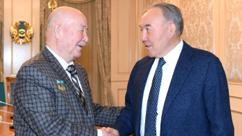 Фотография к новости: Назарбаев Кәміл Муллашевті қабылдады