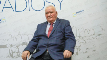 Фотография к новости: Кенжебек Әбдімәуленов, радио ардагері: Шалқар радиосы – ұлттың айнасы