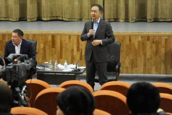 Фотография к новости: Алатау ауданына оқушылар сарайын, мектеп пен амбулатория саламыз – Сағынтаев