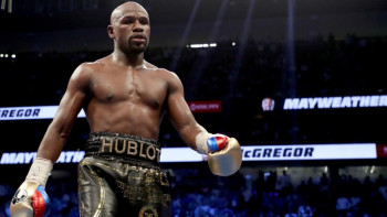 Фотография к новости: Флойд Мейуэзер боксқа қайта оралмақ