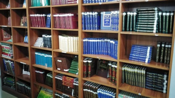 Фотография к новости: Баян-Өлгийде кешкі кітапхана жұмыс істейді