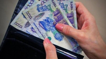 Фотография к новости: Мұғалімдер мен мәдениет қызметкерлерінің жалақысын көтеруге 1 трлн теңге жұмсалады