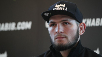 Фотография к новости: Нурмагомедов келесі жекпе-жекке арналған келісімшартқа қол қойды