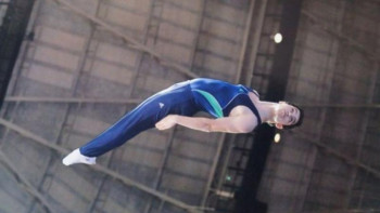 Фотография к новости: Токиода батуттағы гимнастикадан лицензиялық әлем чемпионаты басталды