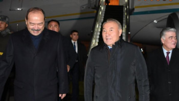 Фотография к новости: Назарбаев Ташкентке барды  