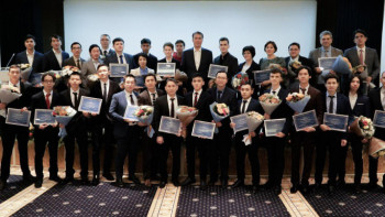 Фотография к новости: Қазақстанның үздік оқушылары  марапатталды