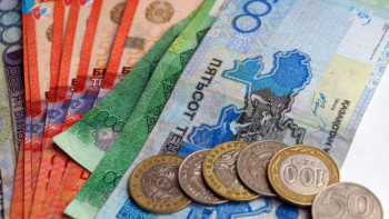 Фотография к новости: Колледж мұғалімдерінің жалақысы артып, үстемақы төленеді ﻿