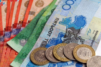 Фотография к новости: Колледж мұғалімдерінің жалақысы артып, үстемақы төленеді ﻿