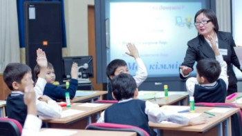 Фотография к новости: Мұғалімдер неліктен ерте зейнетке шыға алмайды. Еңбек министрлігі жауап берді