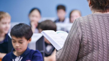 Фотография к новости: Қазақстандық мұғалімдердің жүктемесі көп – министр  