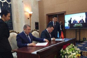 Фотография к новости: Қазақстан мен Қырғызстан көші-қон саласындағы келісімге қол қойды