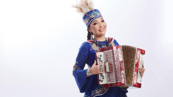 Фотография к новости: Клара Төленбаева: Өнерде де, өмірде де жолы болған әншімін