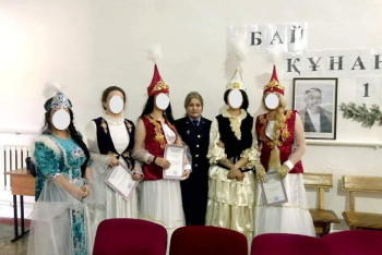 Фотография к новости: Жауғаштыдағы әйелдер колониясында Абайға арналған кеш өтті