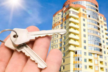 Фотография к новости: Шығыс Қазақстанда балалар үйінің түлектері баспаналы болды