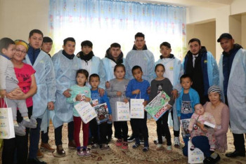 Фотография к новости: Алматылық 100 Нұрсұлтан 100 баланың арманын орындады