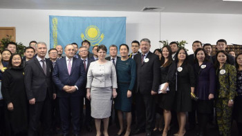 Фотография к новости: Есеп комитетінде Тұңғыш президент күніне арналған салтанатты жиын өтті