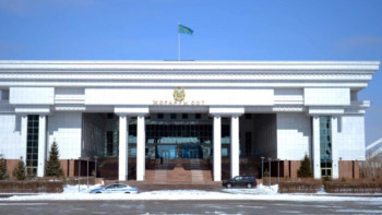 Фотография к новости: Жоғарғы сот азаматтардың сұрақтарына жауап береді