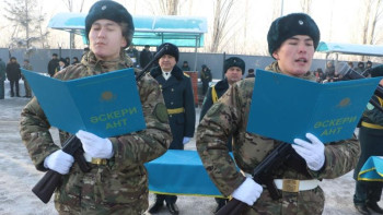 Фотография к новости: Елордада әскери ант қабылдау рәсімі өтті