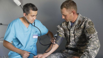 Фотография к новости: ﻿Әскери медицинаны дамытудың жаңа бағдарламасы ұсынылды 