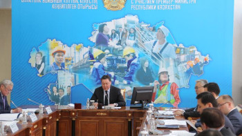 Фотография к новости: Бізге қазіргі еңбек нарығындағы өзгерістерге сай келетін кәсіптік стандарт керек – Мамин