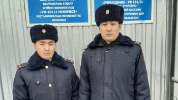 Фотография к новости: Колония қызметкерлері тұрғындарды өрттен  аман алып қалды