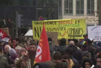 Фотография к новости: Француздар 64 жасқа дейін еңбек еткісі келмейді 