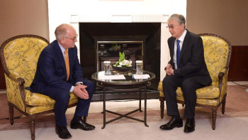 Фотография к новости: Вольфганг Ишингер Тоқаевты Мюнхен конференциясына қатысуға шақырды