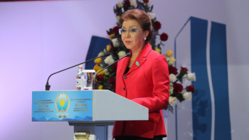 Фотография к новости: Назарбаева: Жергілікті бюджетке 2 триллионнан астам теңге бөліну жоспарлануда