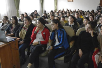 Фотография к новости: Жамбыл облысында әйелдерді зорлық-зомбылықтан қорғауға қатысты акция өткізілуде 