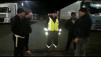 Фотография к новости: Полицейлер  жолда қалған 724 жолаушыға көмек көрсетті