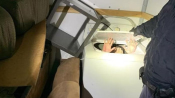 Фотография к новости: Қытайлық АҚШ-қа кір жуғыш машинаның ішіне тығылып өтпек болған