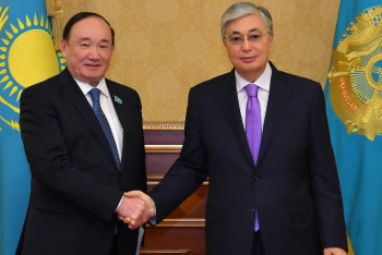 Фотография к новости: Тоқаев "Ауыл" партиясының төрағасын қабылдады