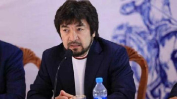 Фотография к новости: Бекболат Тілеуханмен суретке түскен Қытай қазақтары сотталған – адвокат