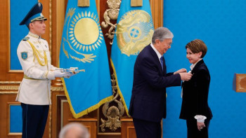 Фотография к новости: Мені депутаттыққа үш рет ұсынды – Роза Рымбаева ﻿