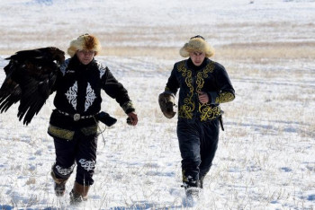 Фотография к новости: Атыраулық құсбегі халықаралық турнирде жүлделі болды