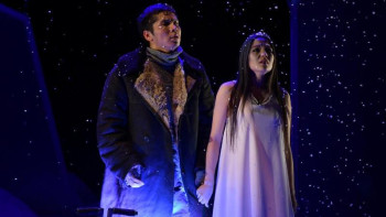 Фотография к новости: Алматы жұртшылығы "Қар қызы" спектаклінің премьерасын тамашалады