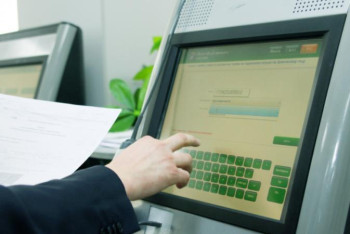 Фотография к новости: Өзін-өзі жұмыспен қамтығандар МӘМС жарнасын терминалдар арқылы төлейді