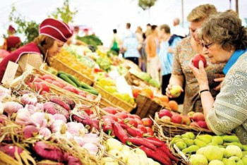 Фотография к новости: Мереке күндері қарсаңында азық-түлік бағалары қолжетімді болмақ