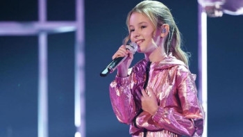 Фотография к новости: Данэлия жаңа бейнебаянын шығарды