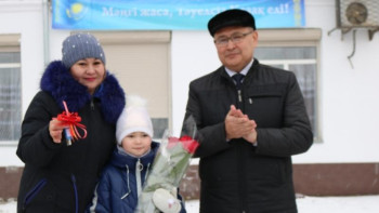 Фотография к новости: Шахтинск қаласында 30 отбасы баспаналы болды