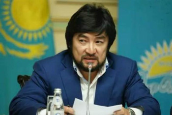 Фотография к новости: Бекболат Тілеухан: Президент тәуекелге толы, өте маңызды мәлімдеме жасады