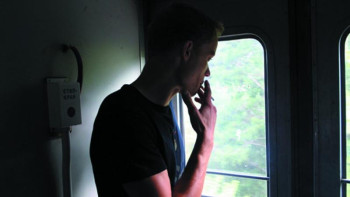 Фотография к новости: Пойызда темекі шеккен екі азаматқа 8 мың теңгеге жуық айыппұл салынды 