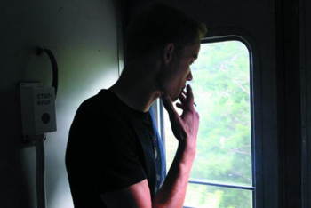 Фотография к новости: Пойызда темекі шеккен екі азаматқа 8 мың теңгеге жуық айыппұл салынды 