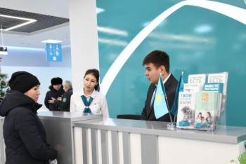 Фотография к новости: Нұр-Сұлтанда Тұрғын үй жинақ банкінің жаңа кеңсесі ашылды