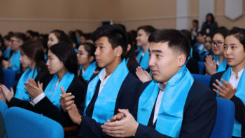 Фотография к новости: Шымкент оқушыларына патриотизм мен ерлік сабағы өткізілді 